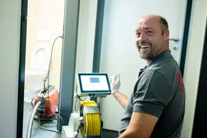 Professionelle Reinigung und Wartung von Rohren Professionelle Reinigung und Wartung von Rohren